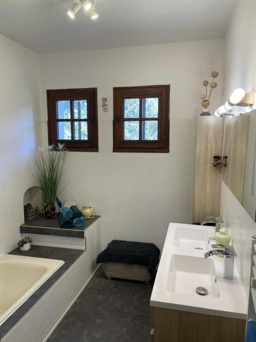 Bienvenue ! Apartment Моасак Екстериор снимка